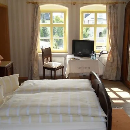Wein-hotel Mistral 招待所